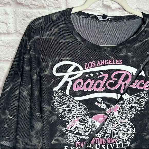 Fashion Nova Cropped Safety Pin Top - Picture 6 of 12